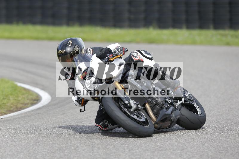 /53 16.09.2025 Track Day Domi Aegerter ADR/Gruppe rot/1